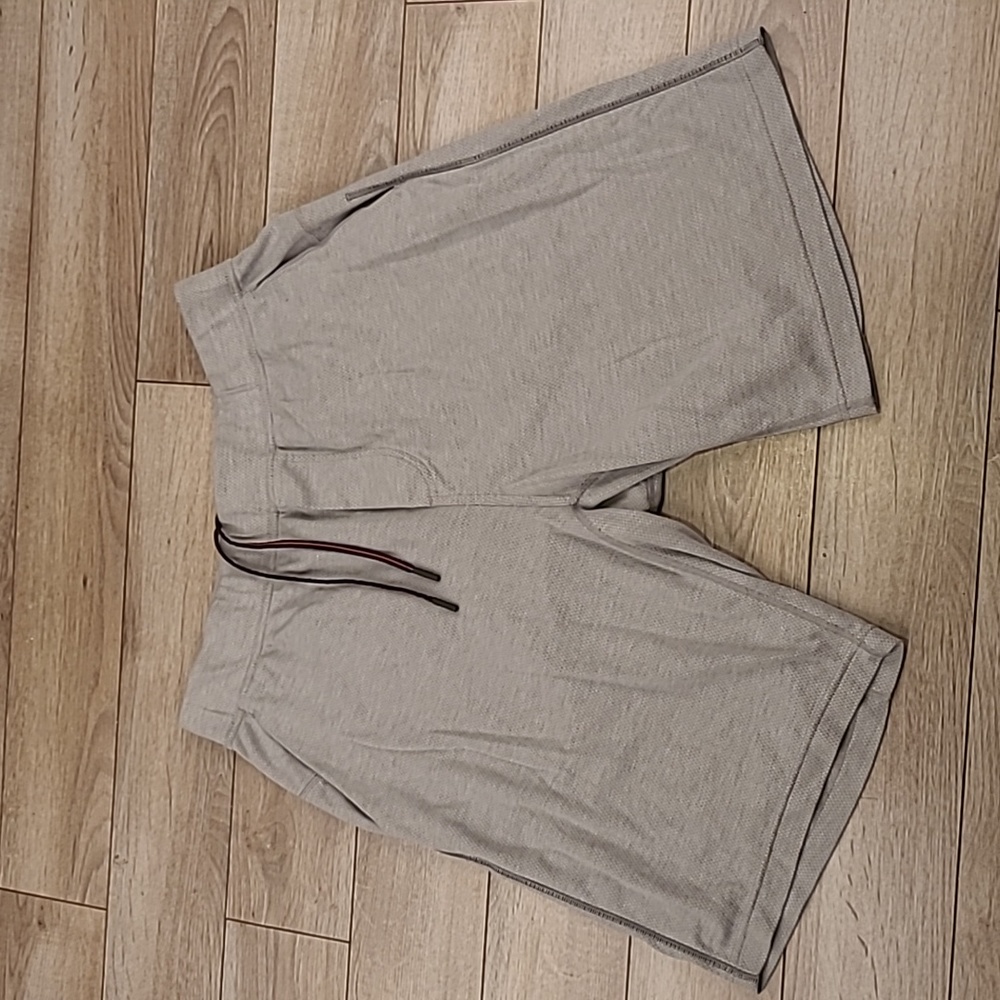 LULULEMON Light Grey Knit Large Pima Cotton Blend Mens Athletic Workout Shorts